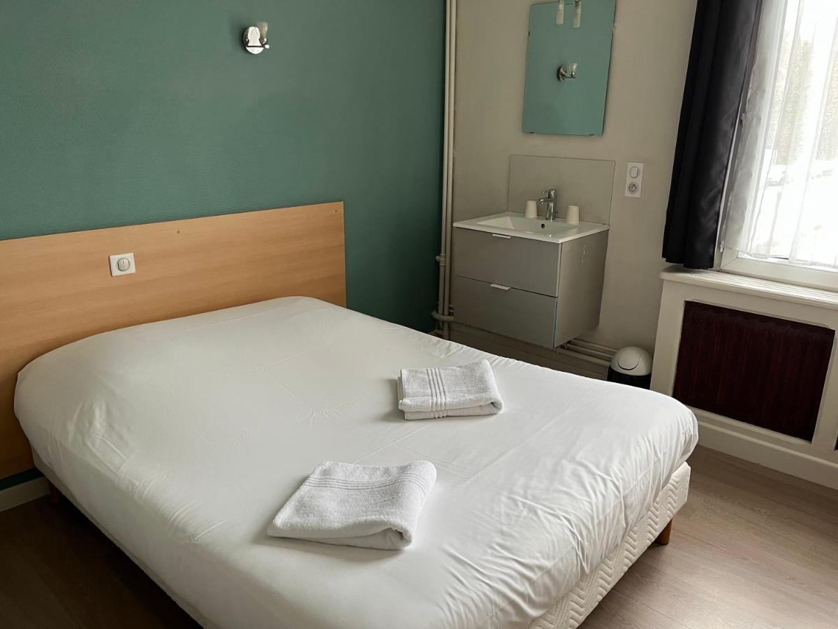 Aux Bons Amis Hotel Reims Luaran gambar